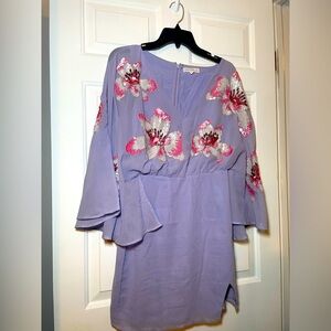 Maya Delux Mini Dress Sz 4 Lilac Sequined Pink Lilies Flutter Sleeves Beaded FUN